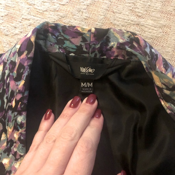 Beautiful Multicoloured Blazer - Picture 4 of 5